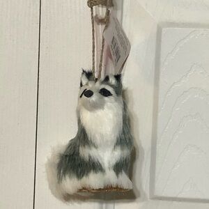 Place & Time Fur Animals Wolf or Husky Christmas Ornament Kohl’s NEW WITH TAGS